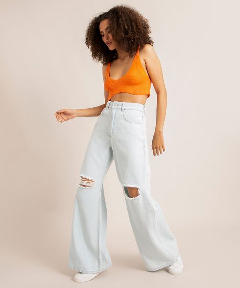 calça wide pantalona jeans cintura super alta com rasgos azul claro