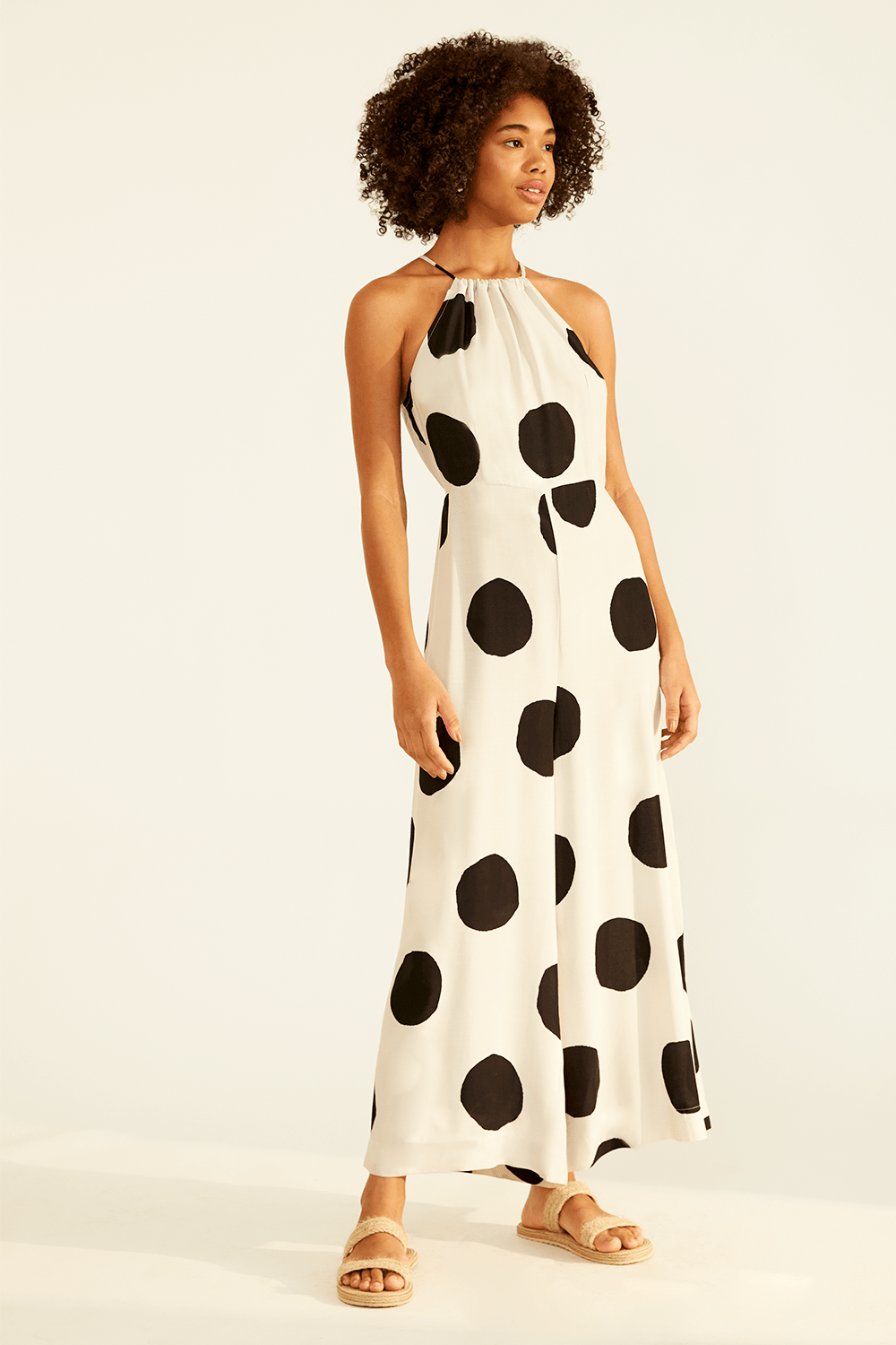 Macacão pantalona frente única estampa salém Mercatto Bege Menor preço em Macacão pantalona frente única estampa salém Mercatto Bege