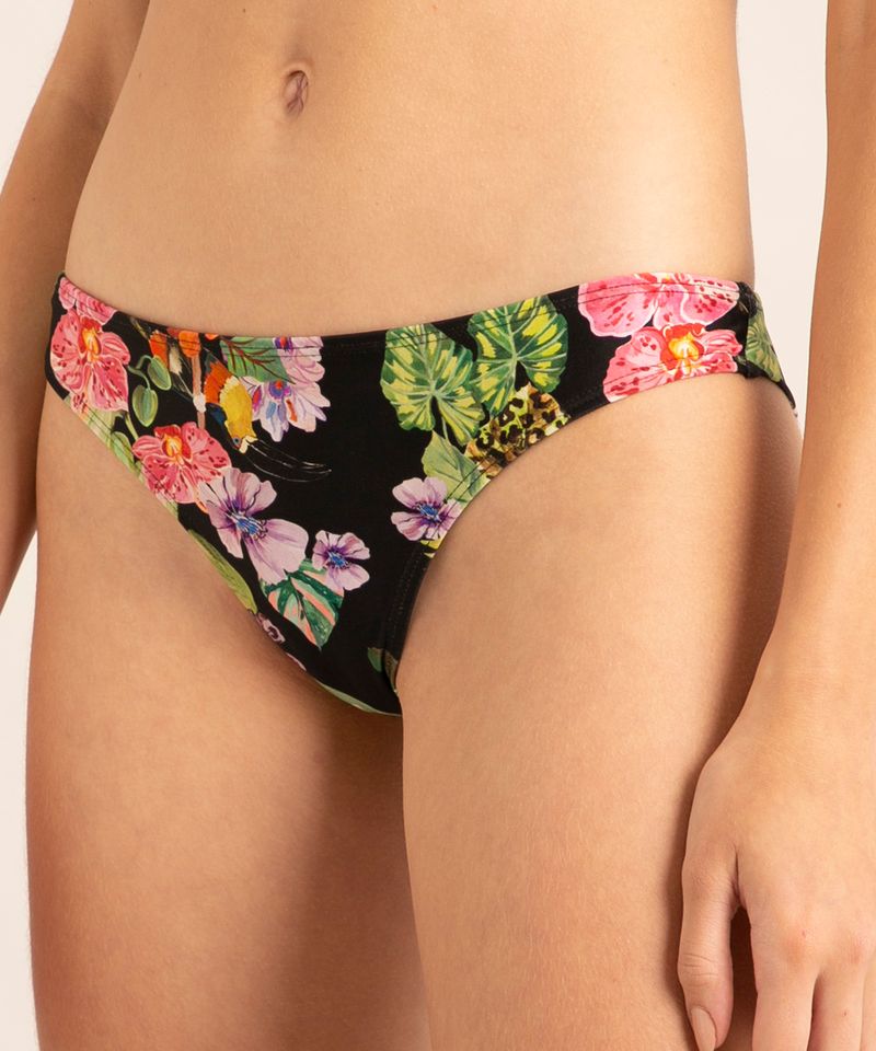 biquini-calcinha-tanga-estampada-floral-aquatico-protecao-uv50--alem-dos-mares-alter-do-chao-grazi-massafera-preto-1012547-Preto_2