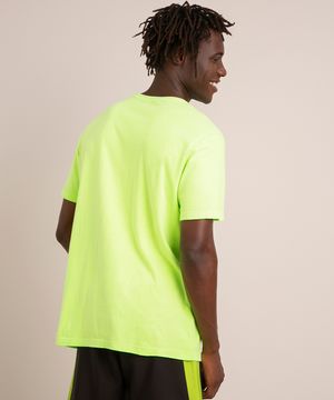 camiseta de algodão manga curta gola careca "feel free" além dos mares rio de janeiro  verde neon