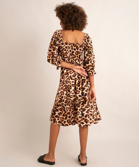 vestido midi de animal print onça cut out manga bufante além dos mares salvador preta gil marrom
