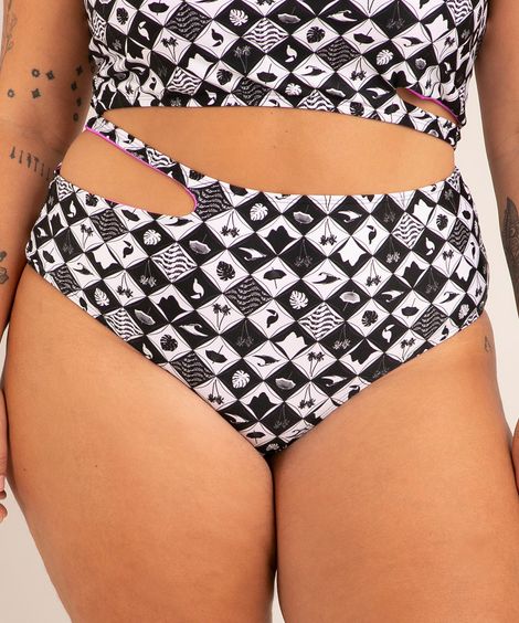 biquíni plus size calcinha hot pant estampado monograma cut out proteção uv50+ além dos mares rio de janeiro ludmilla preta