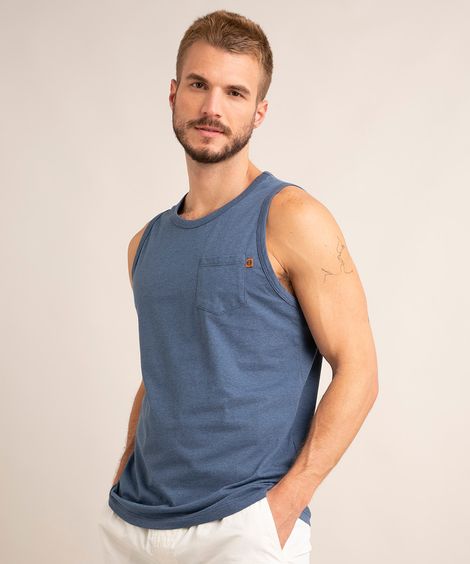 regata gola careca com bolso azul marinho