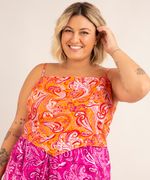 regata-plus-size-cropped-lenco-de-viscose-estampado-paisley-com-amarracao-alca-fina-decote-reto-alem-dos-mares-noronha-manu-gavassi-coral-1005633-Coral_1