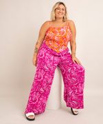 regata-plus-size-cropped-lenco-de-viscose-estampado-paisley-com-amarracao-alca-fina-decote-reto-alem-dos-mares-noronha-manu-gavassi-coral-1005633-Coral_4