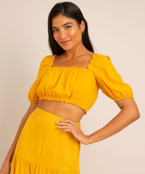 blusa cropped de viscose manga bufante decote reto amarelo