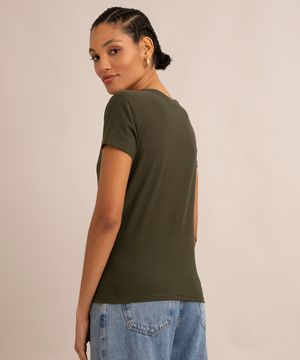blusa de flamê básica manga curta decote redondo verde militar