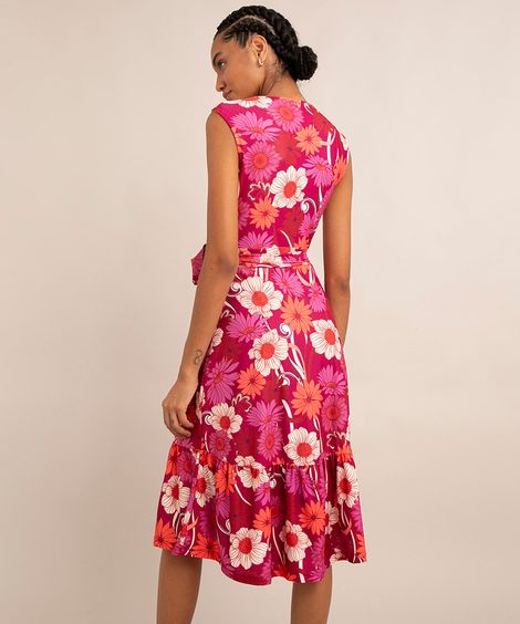 vestido midi transpassado com estampa floral rosa