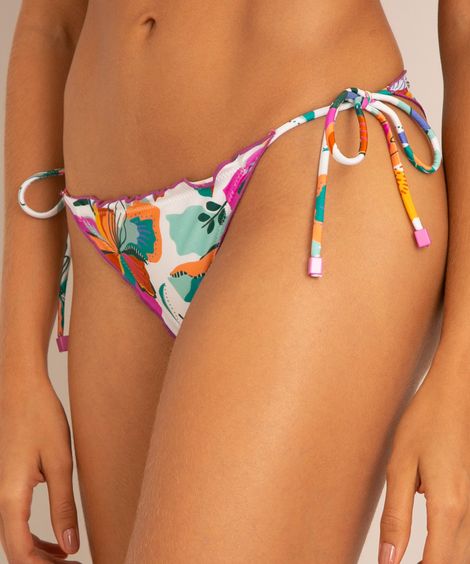 biquíni tanga estampa floral com amarração e frufru com proteção uv50+ off white