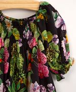 vestido-infantil-de-viscose-com-lastex-estampado-floral-manga-bufante-alem-dos-mares-alter-do-chao-preto-1012110-Preto_3