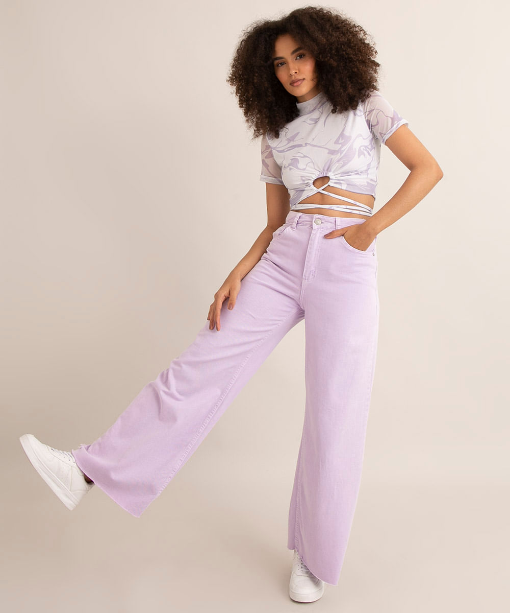 blusa cropped de tule manga curta gola alta com amarração estampa psicodélica lilás