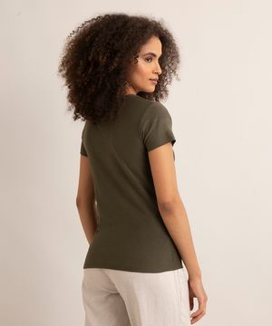 blusa básica flamê de algodão manga curta decote v verde militar