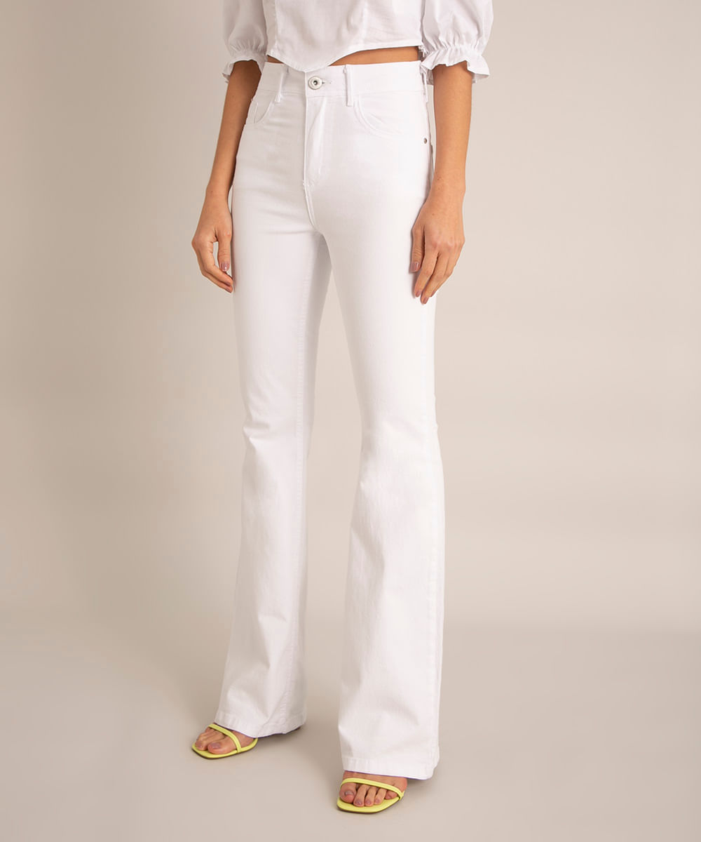Calça flare de sarja, da C&A