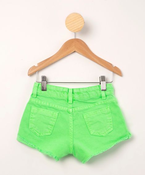 short infantil de sarja destroyed barra desfiada verde neon
