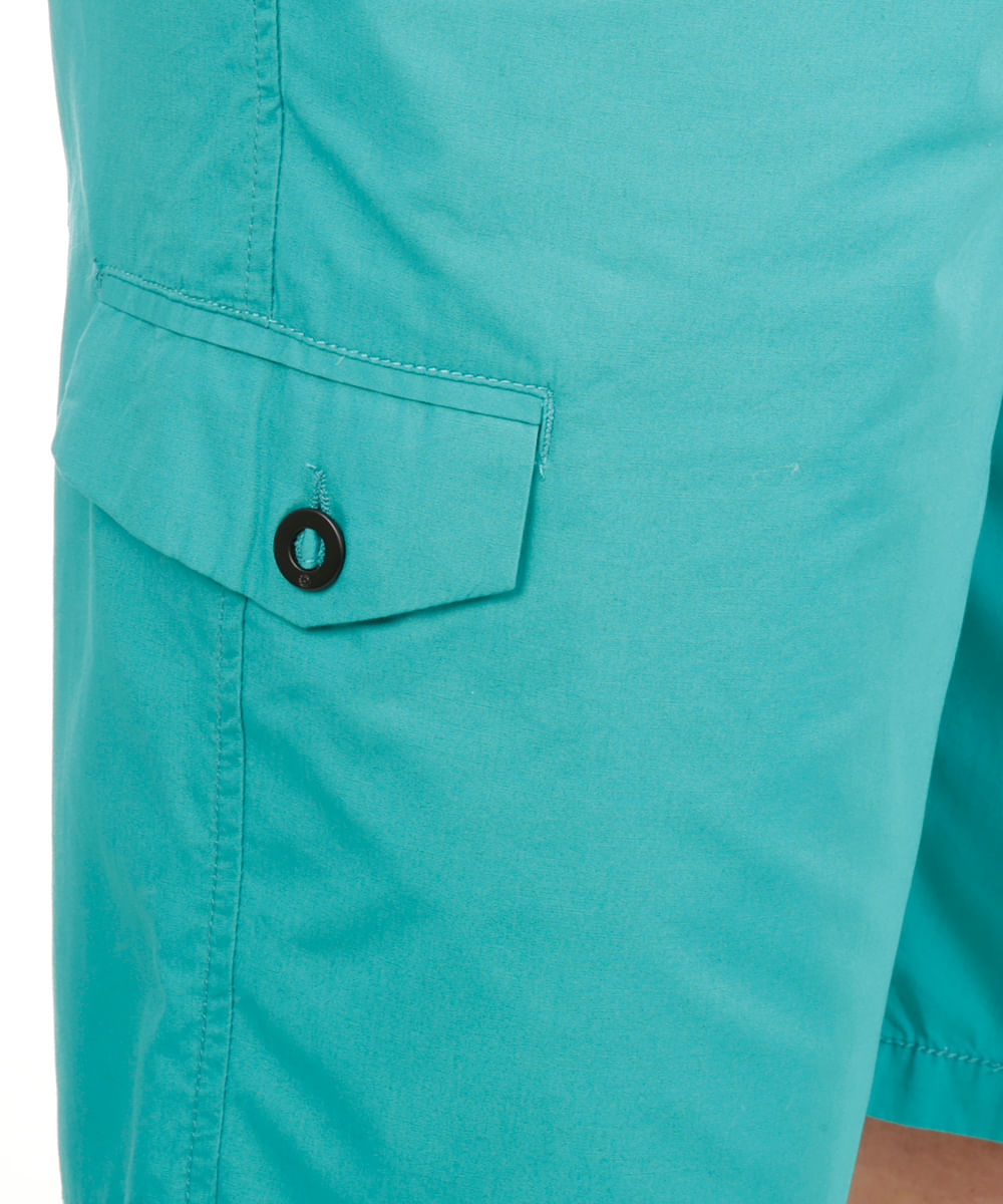 Bermuda com Bolsos Verde