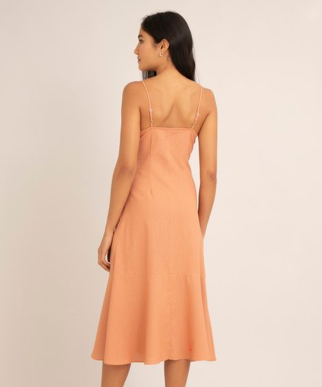 vestido midi cut out com linho e recorte alça fina coral