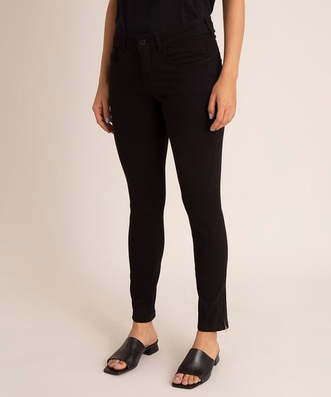 Calça de Sarja Feminina Super Skinny com Zíper na Barra Preta