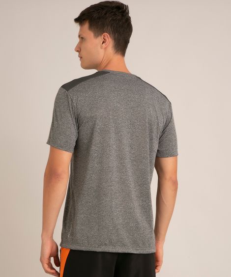 camiseta esportiva masculina com estampa degradê cinza