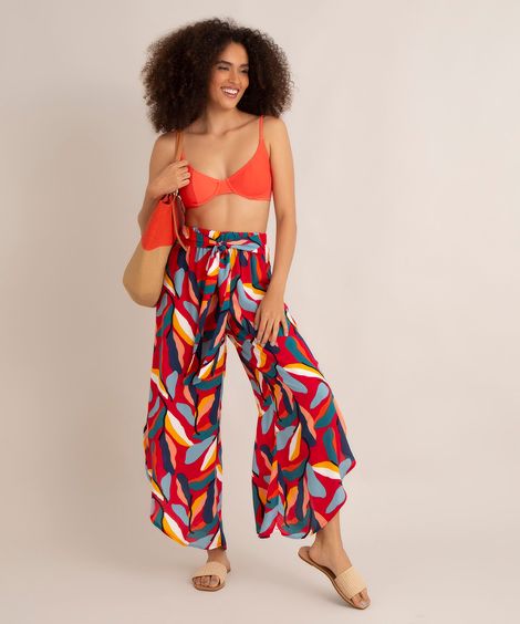 calça saída de praia em viscose cintura alta com fenda e amarração estampa de folhagens abstratas multicor