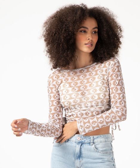 blusa cropped de tule quadriculada com amarração marrom