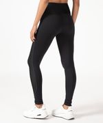 Calça Legging Esportiva com Recorte Ace Preta vista traseira