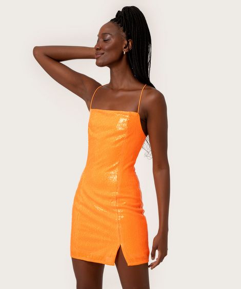 vestido de paetês com fenda laranja neon