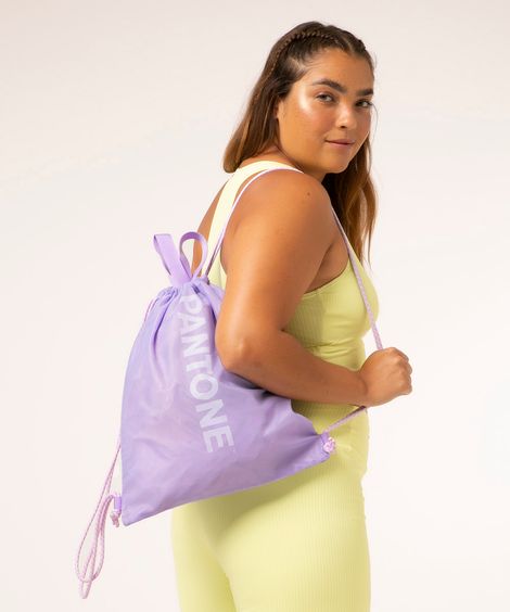 mochila saco pantone + lilás