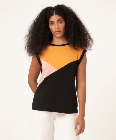 Blusa com recortes preta
