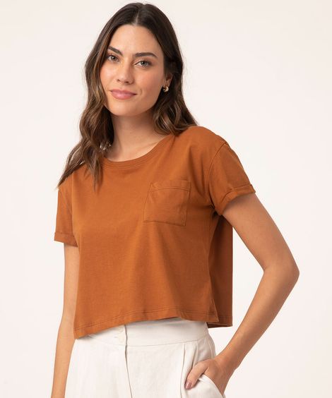 blusa básica cropped com bolso manga curta  marrom