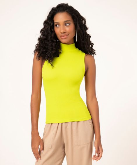 blusa canelada gola alta verde