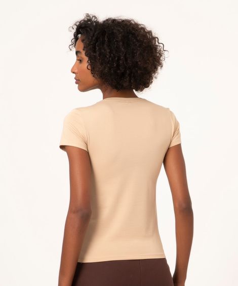 camiseta básica manga curta bege