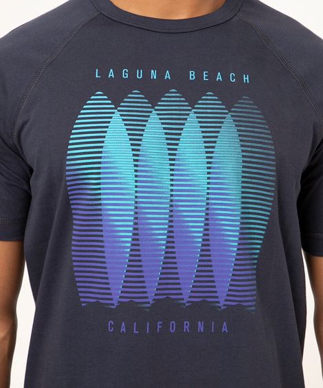 camiseta de algodão manga curta estampa localizada azul marinho
