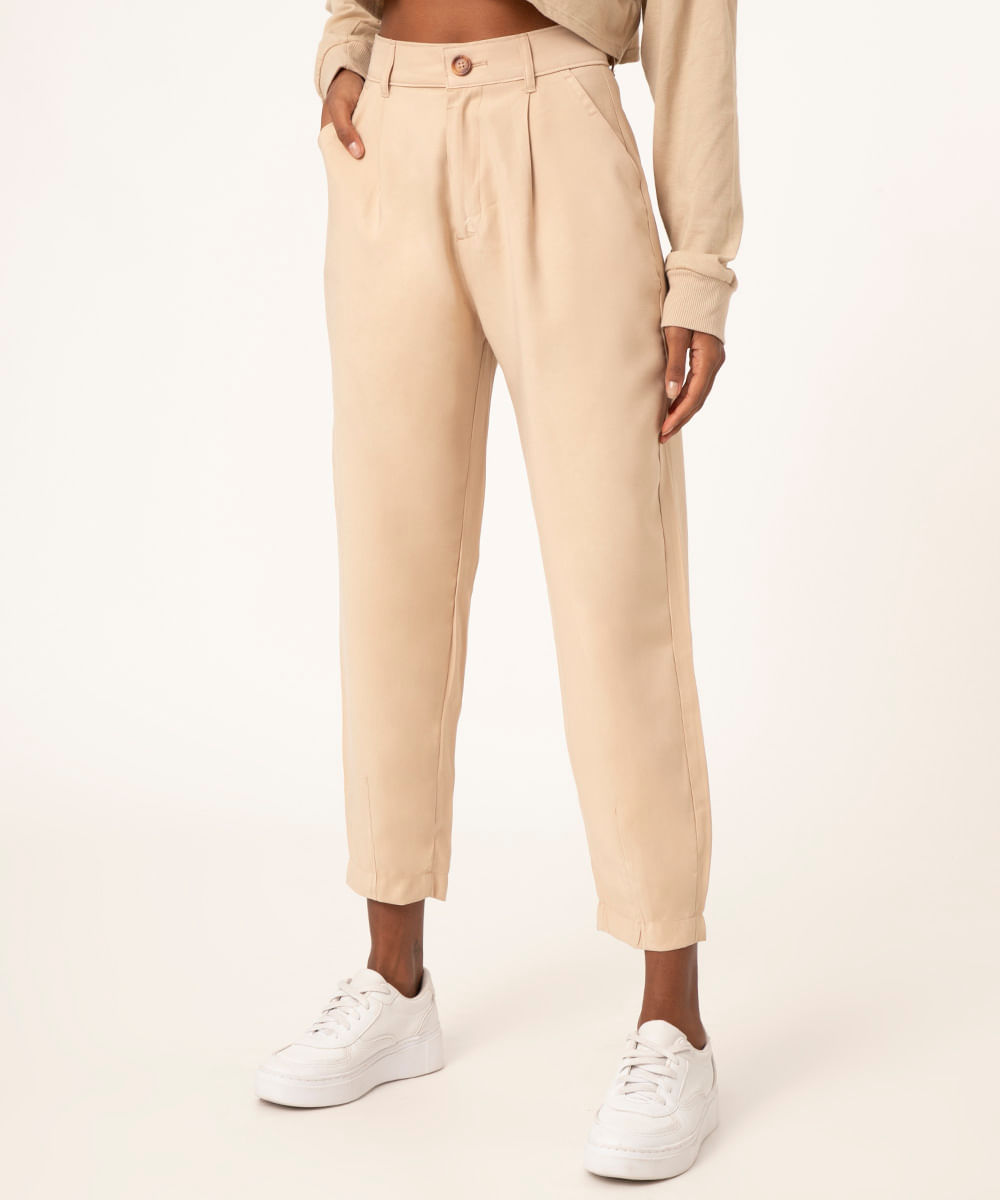 calça alfaiataria reta com pregas bege