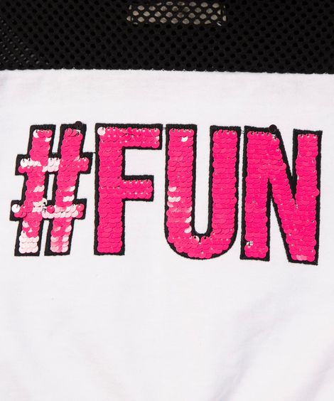 blusa cropped com recorte em tela "fun" off white