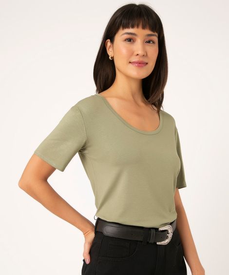 blusa básica manga curta verde militar - verde mate