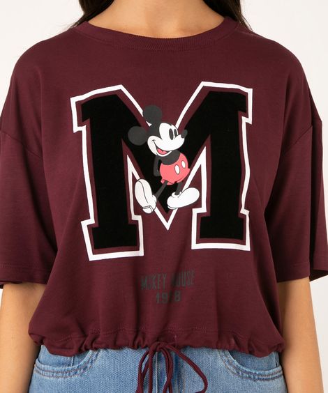 camiseta cropped de moletinho mickey com amarração vinho