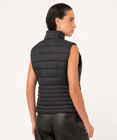 colete puffer de nylon com bolso preto