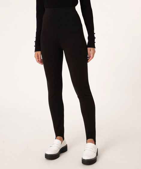 calça legging com pezinho preta