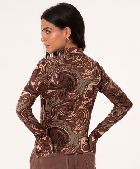blusa estampada manga longa gola alta multicor
