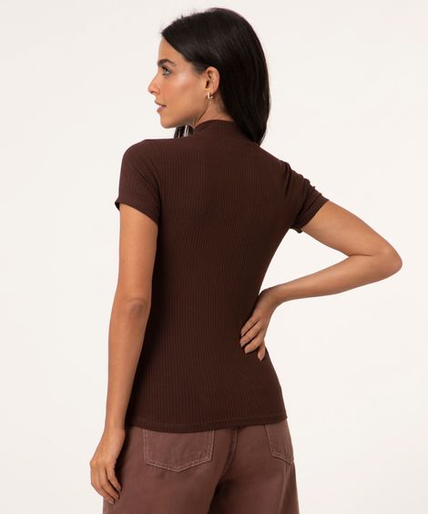 blusa canelada com zíper de argola manga curta marrom