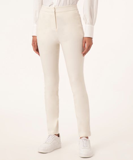 calça skinny com bolsos bege claro