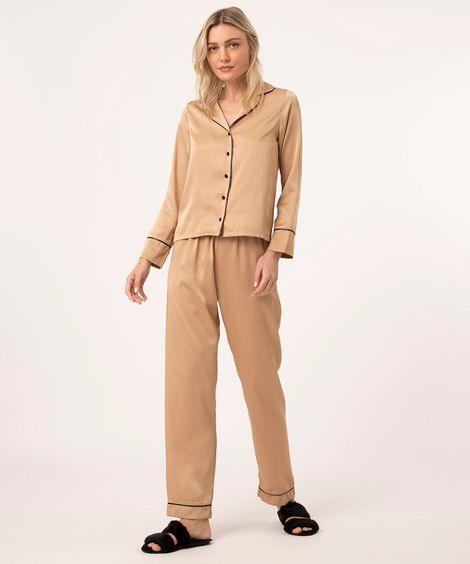 pijama de cetim camisa manga longa bege
