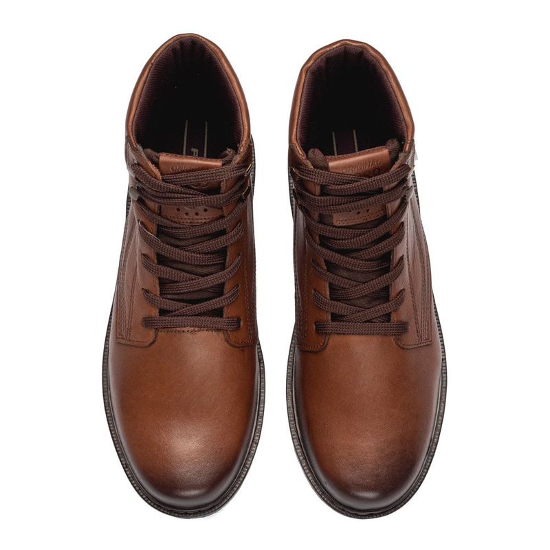 Bota masculina hot sale c&a