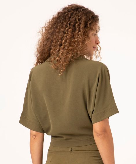 camisa alfaiataria manga curta verde