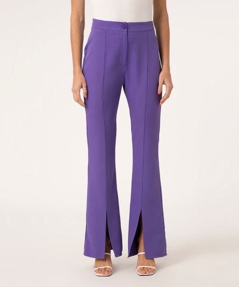 calça alfaiataria flare com fenda cintura alta roxa