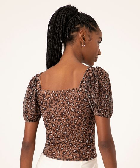 blusa de tule manga curta animal print marrom