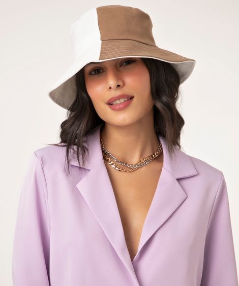 chapéu bucket hat com recorte bicolor multicor