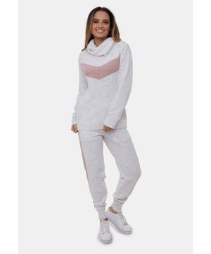 Conjunto Comfy Pink Tricot Com Calça Jogging e Blusa Com Gola Alta de Tricô Mousse Feminino Branco e Rosa