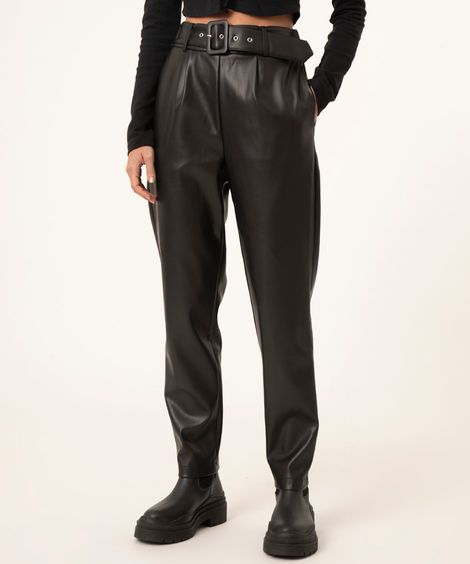 calça reta de pu com cinto preto