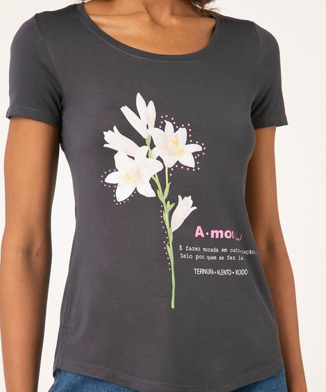 Camiseta Flores "Amor" Manga Curta Decote Redondo Chumbo